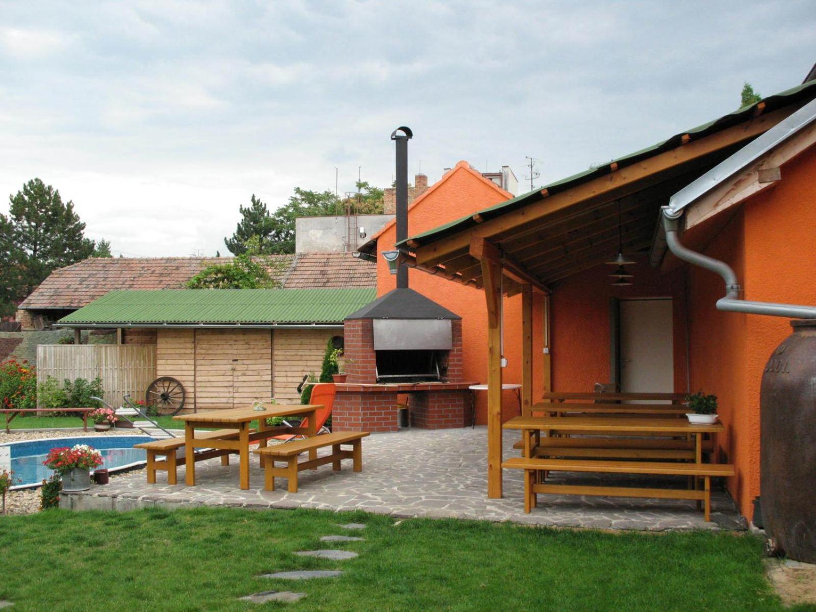 Penzion A Restaurace U Hroznu Velké Bílovice 外观 照片